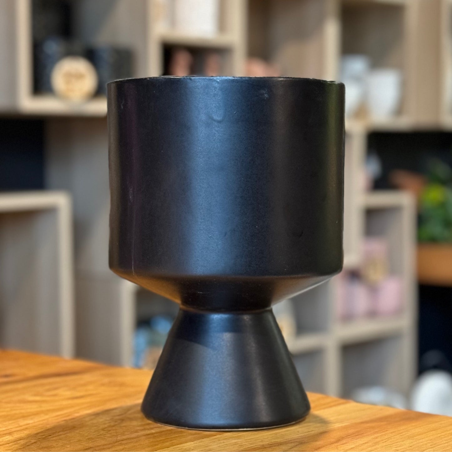 De Vil Pot 6” Black