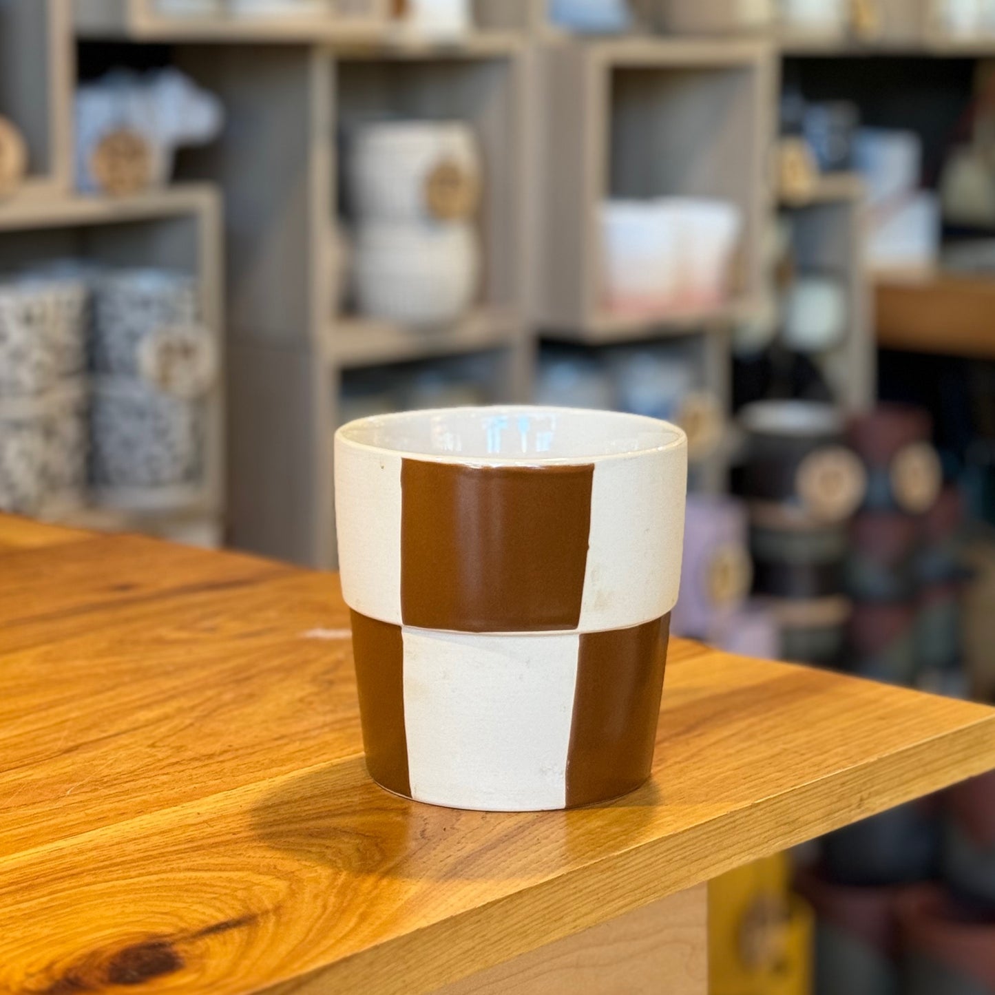 Checkerboard Pot Brown 4.5”