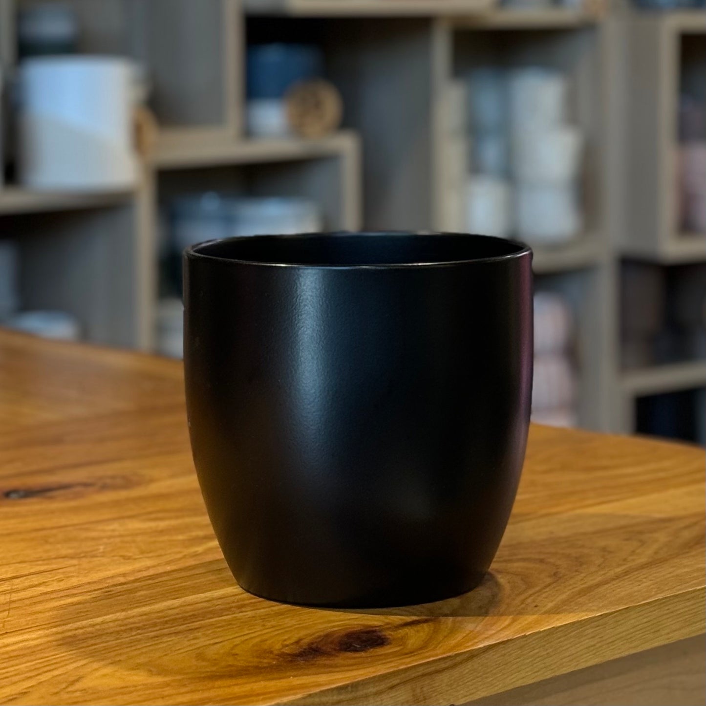 Matte Black Pot 6”