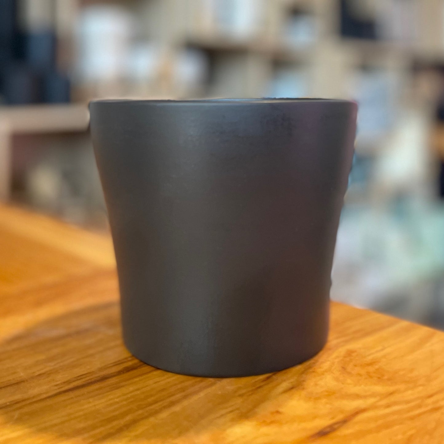 Black Anthrazit Pot 6"