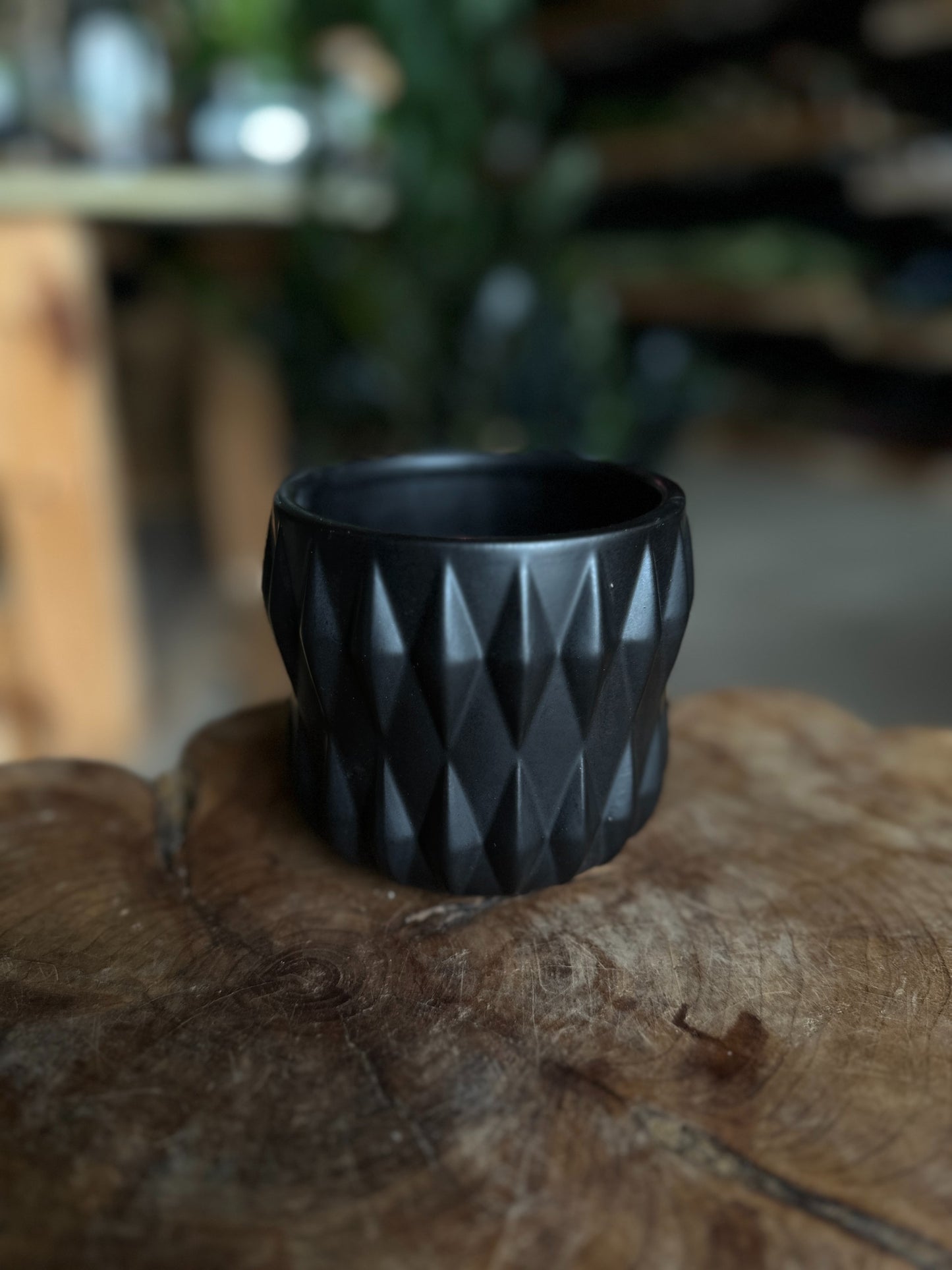 Black Diamond Pot 4”