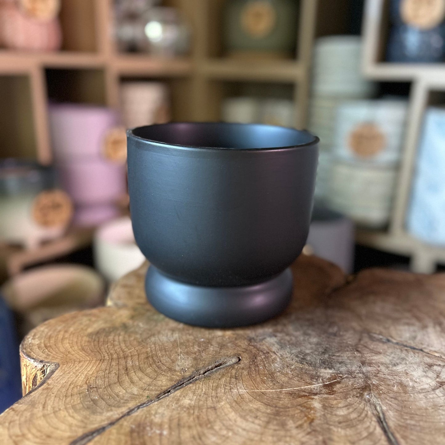 Black Pedestal Pot 6”