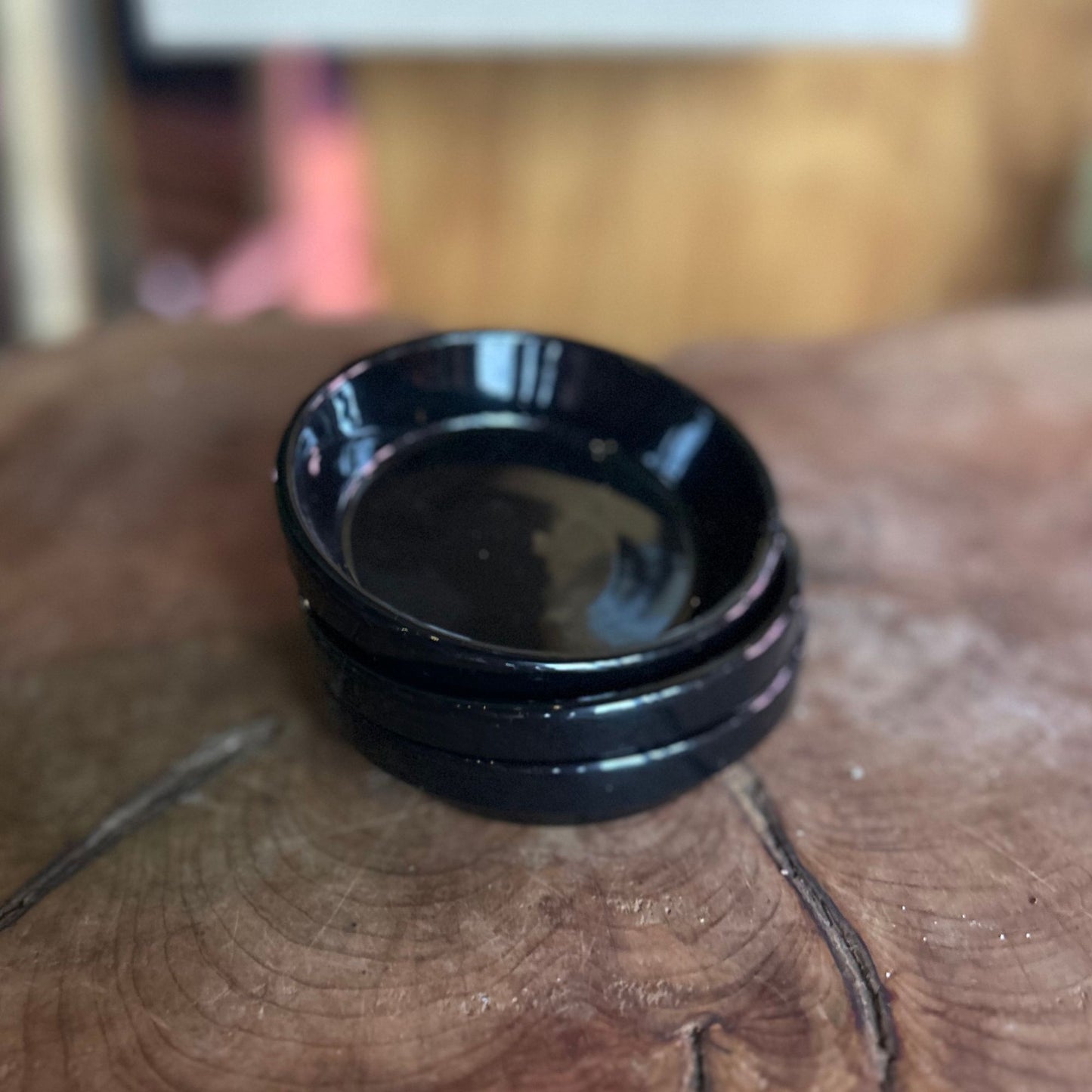 Black Saucer 4"