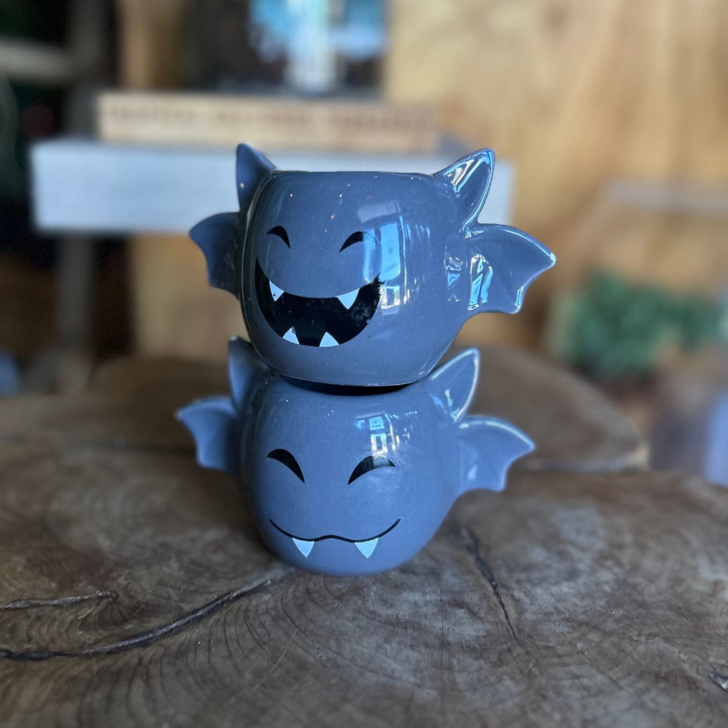 Bat Pot 3"