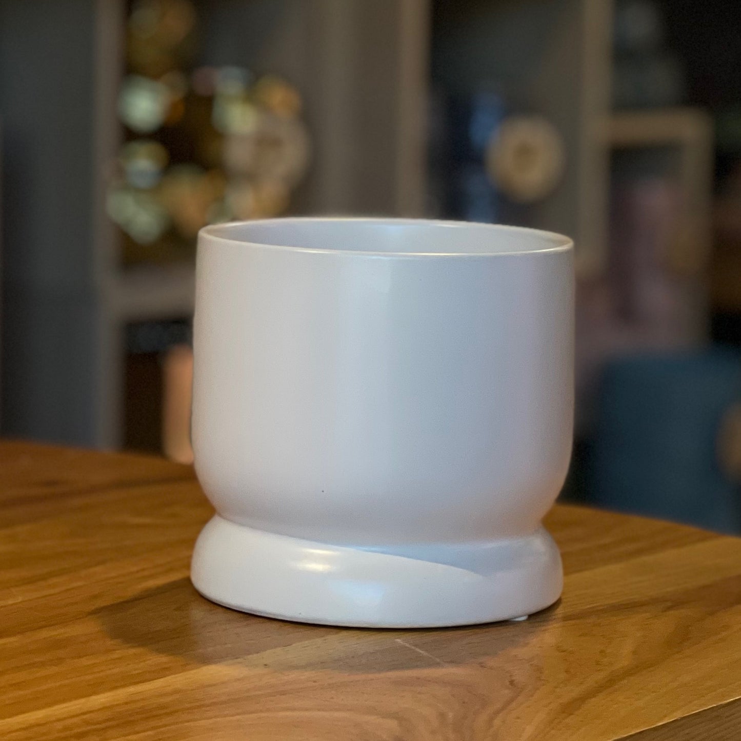 White Pedestal Pot 5”