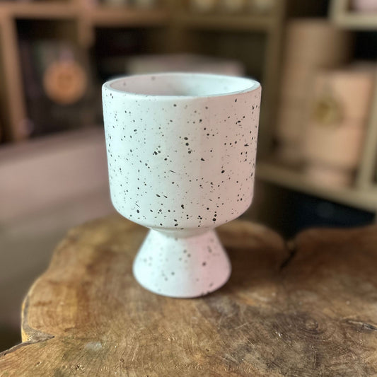De Vil Pot White 4”