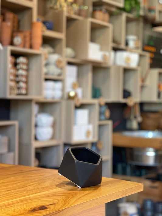 Black Geometric Tilted Pot 4"