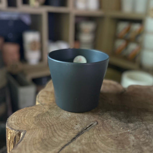 Black Anthrazit Pot 4.5"