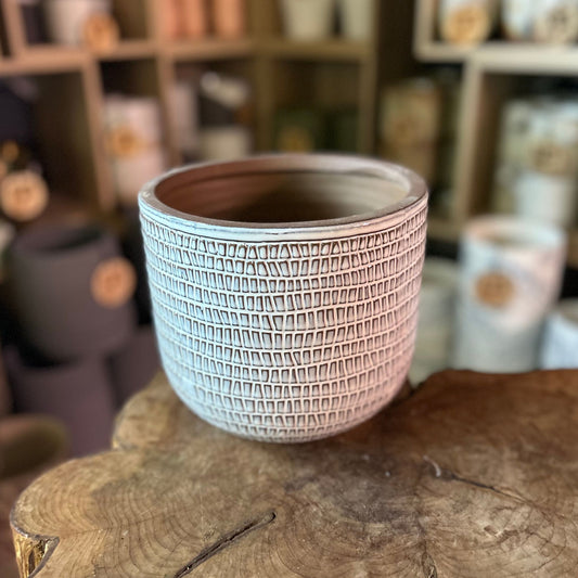 White Hatched Pot 8"