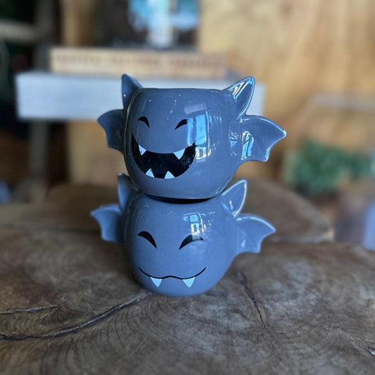 Bat Pot 3"