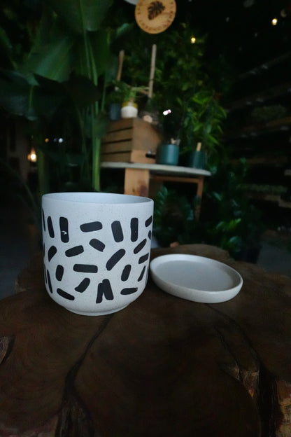 Sundae Pot Black 5"
