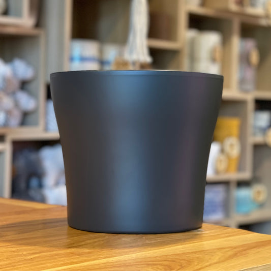 Black Anthrazit Pot 10”