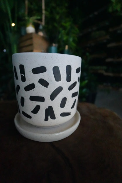 Sundae Pot Black 5"