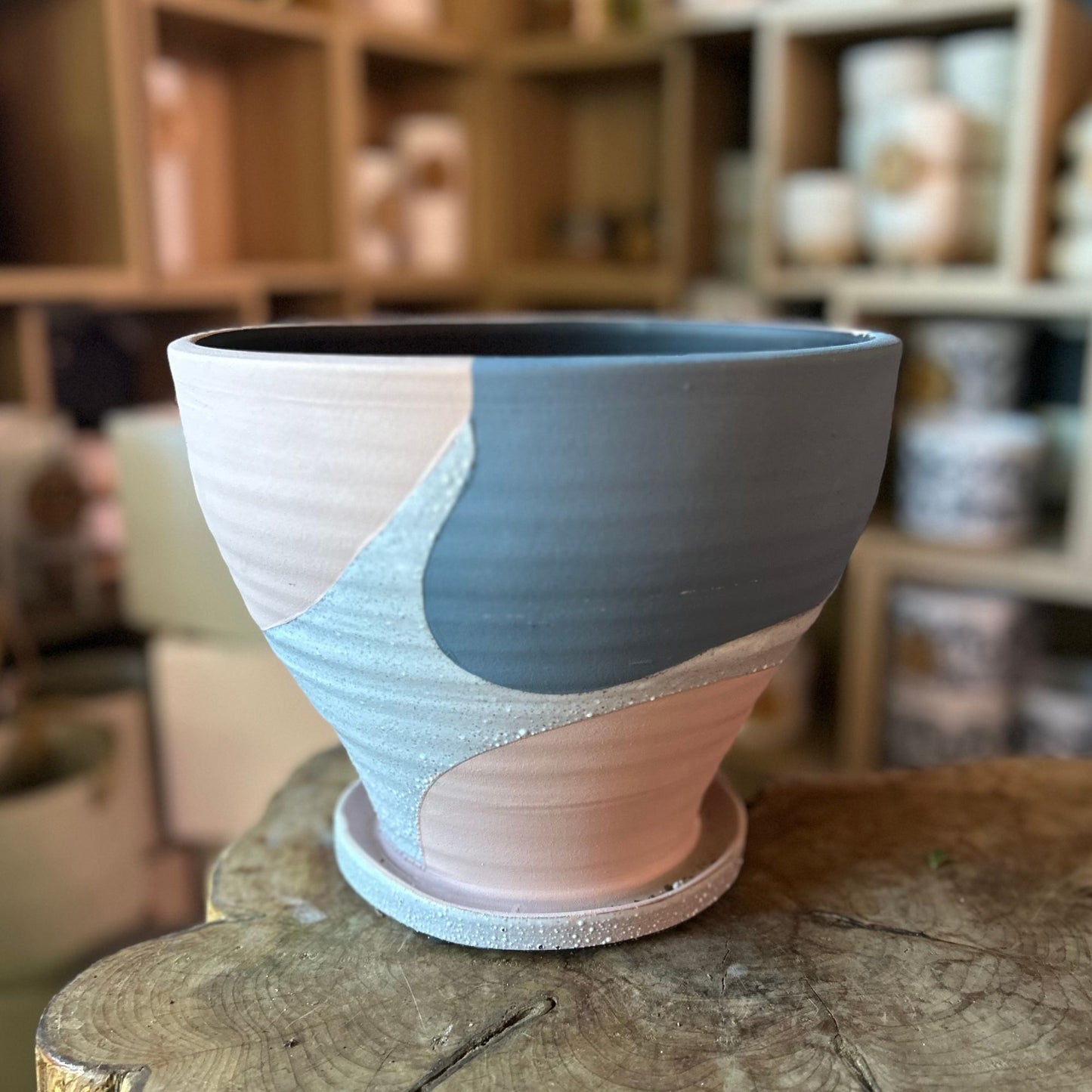 Modera Pot 8"